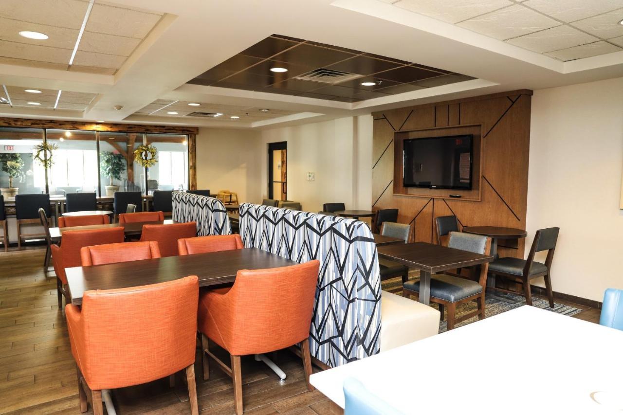 Holiday Inn Express & Suites Donegal By Ihg Eksteriør bilde